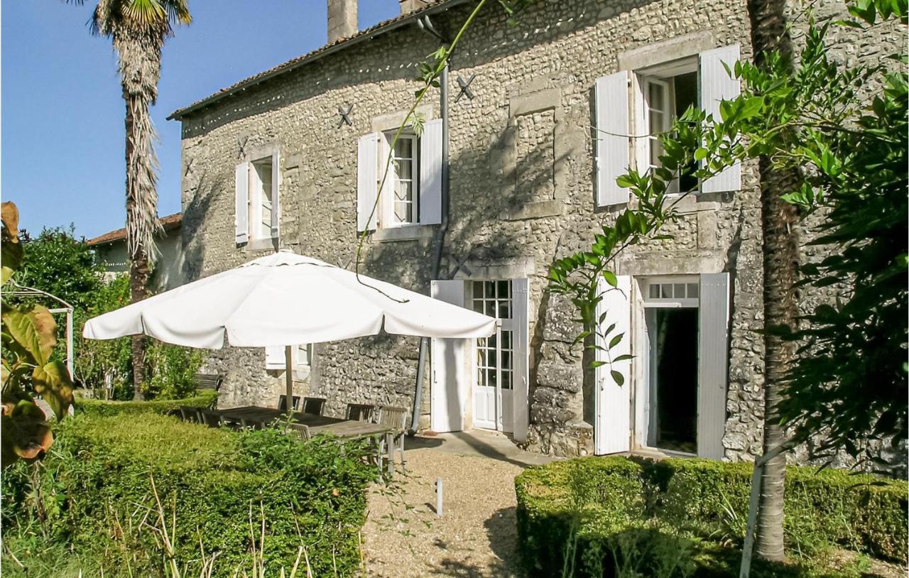 Logis De Cheneviere Villa Juignac Exterior photo